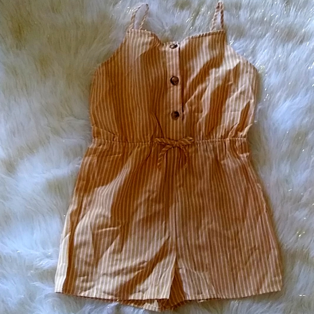 Yellow jumper size 11-12Y